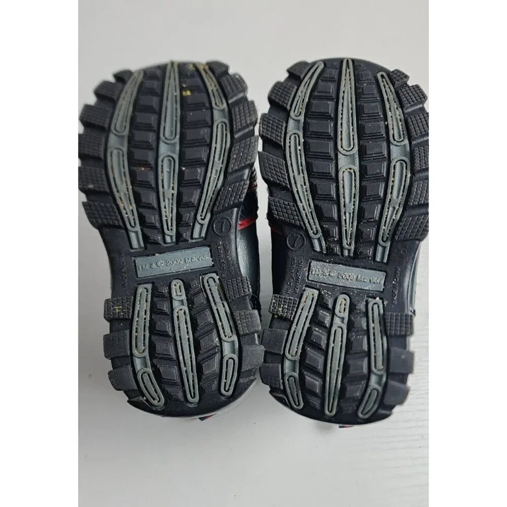 Marvel Spiderman Toddler Size 7 Winter Boots